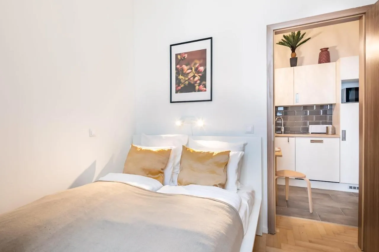 Apartment Extreme Central - New - Lively Neighbourhood Budapest