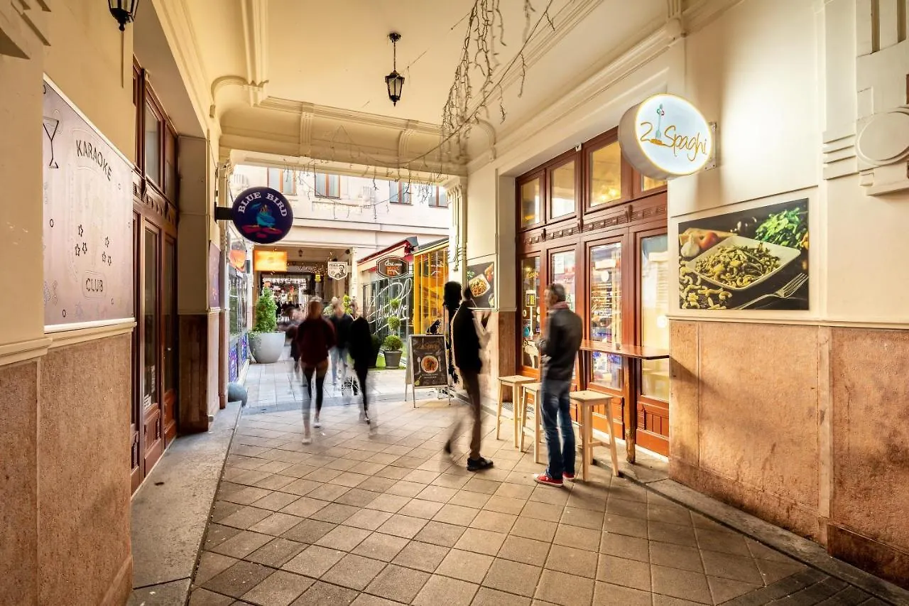 Extreme Central - New - Lively Neighbourhood Budapest 0*,  Hungary