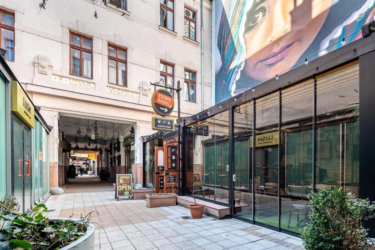 Apartment Extreme Central - New - Lively Neighbourhood Budapest