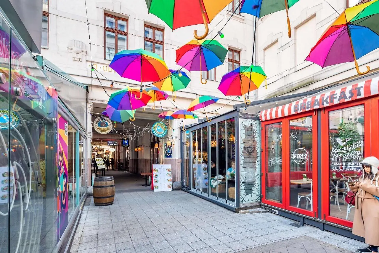 Extreme Central - New - Lively Neighbourhood Budapest