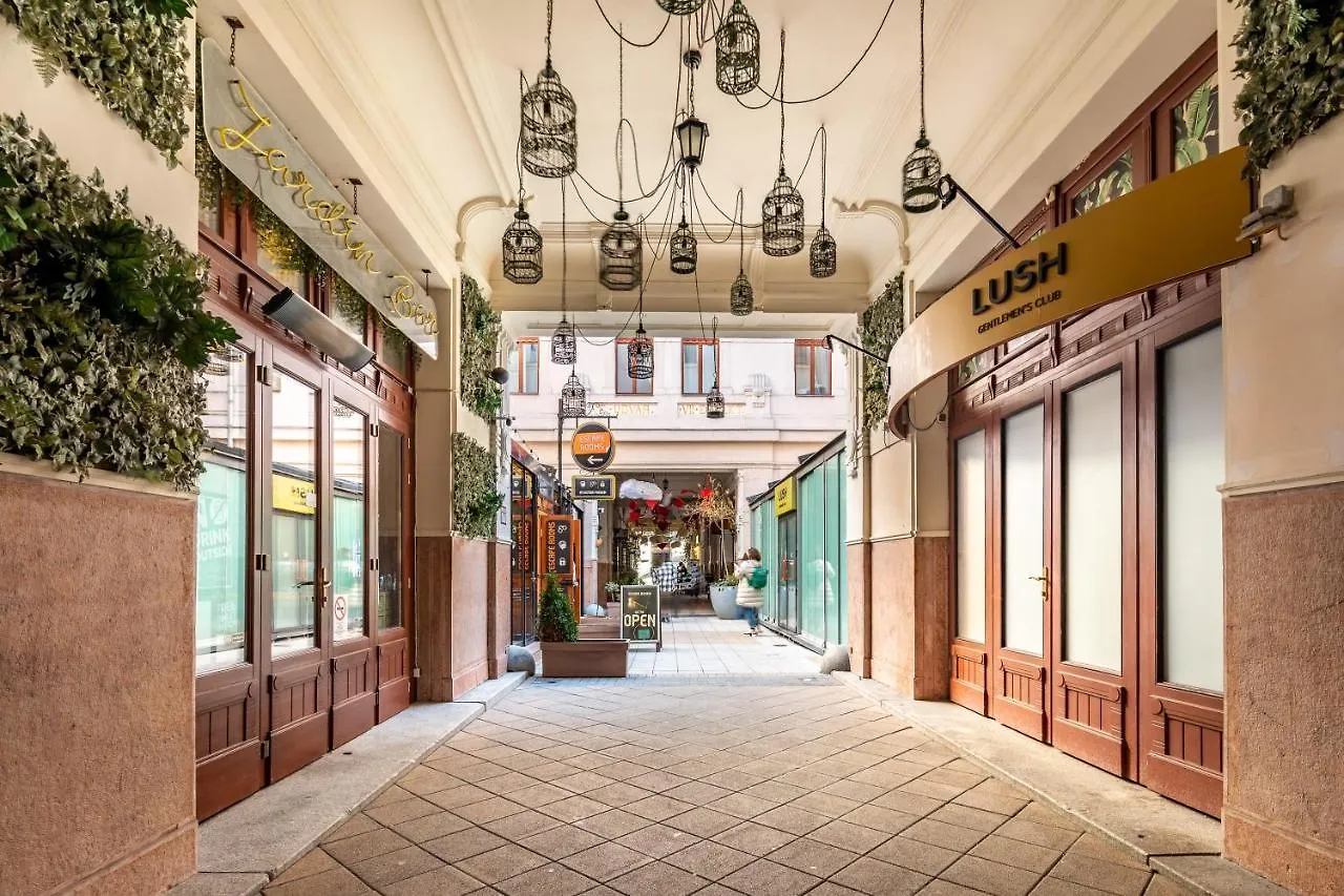 Extreme Central - New - Lively Neighbourhood Budapest 0*,